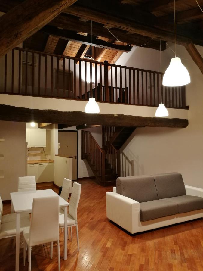 De' Pepoli Apartments โบโลญญา ภายนอก รูปภาพ