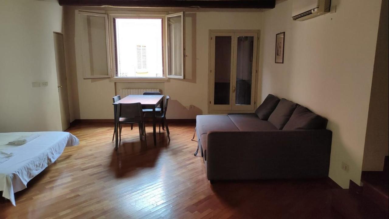 De' Pepoli Apartments โบโลญญา ภายนอก รูปภาพ