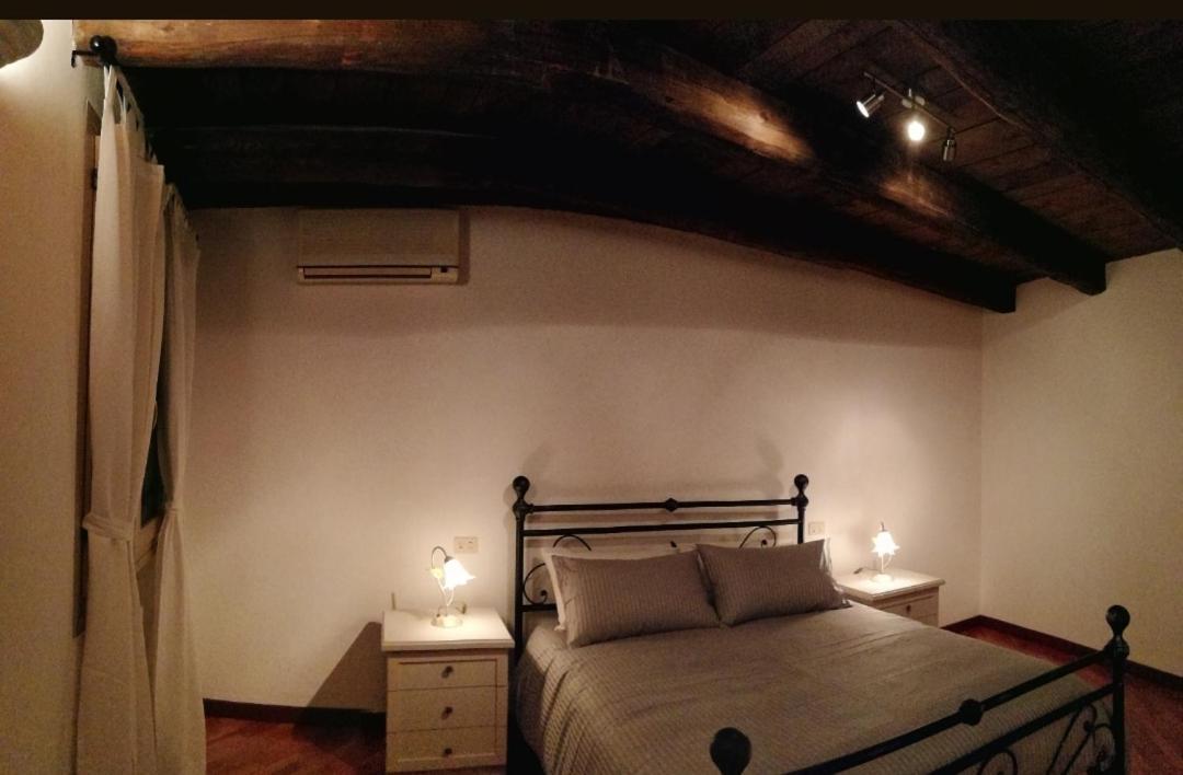 De' Pepoli Apartments โบโลญญา ห้อง รูปภาพ